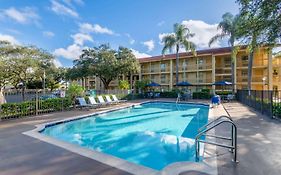 La Quinta Inn Deerfield Beach I-95 At Hillsboro E 2*